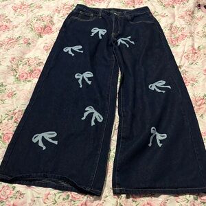 Stylish Women's Jeans with Bow Accents BAGGY FIT!!!